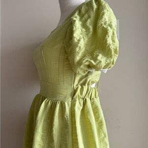 Lime Puff-Sleeve Midi Dress - Elegant Women's Summer Dress